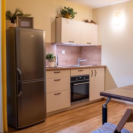 Cozy Suite With Inner Yard VNO Exterior foto