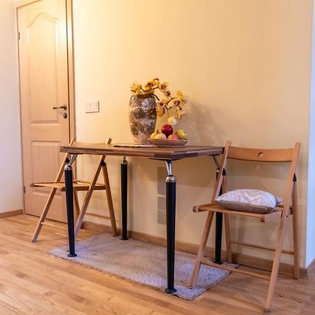 Cozy Suite With Inner Yard VNO Exterior foto